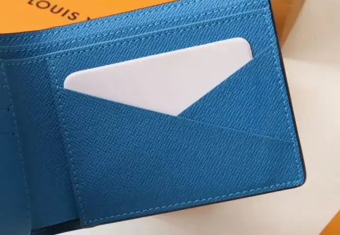 LV Wallets 4178G-0013