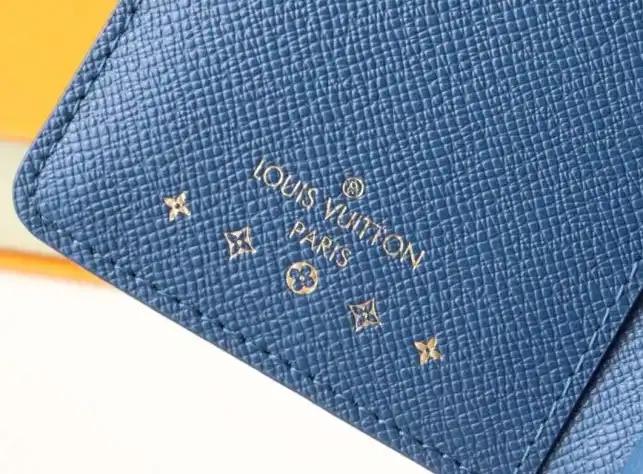 LV Wallets 4178G-0026