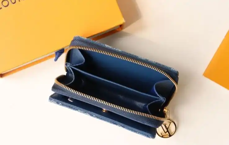 LV Wallets 4178G-0026