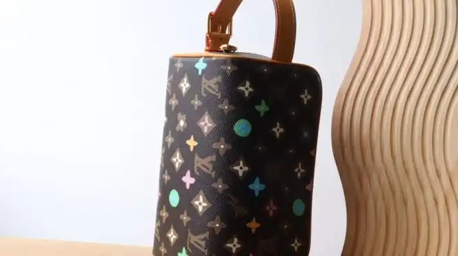 LV Cosmetic Bags 4178G-0029