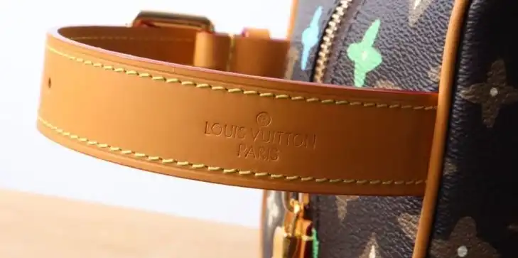 LV Cosmetic Bags 4178G-0029
