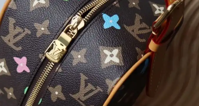 LV Cosmetic Bags 4178G-0029