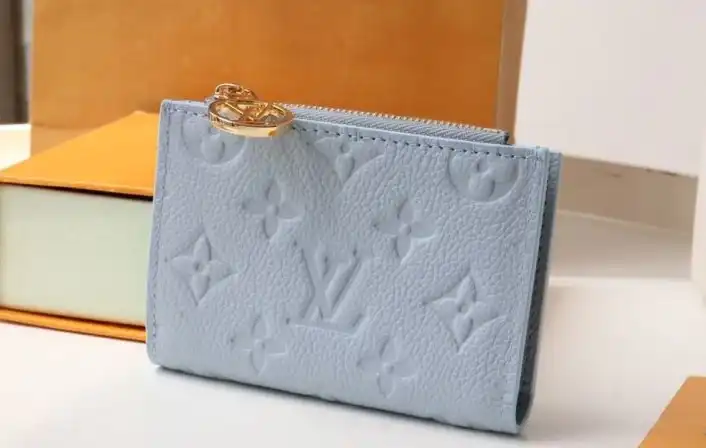 LV Wallets 4178G-0032