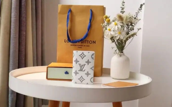 LV Wallets 4178G-0034