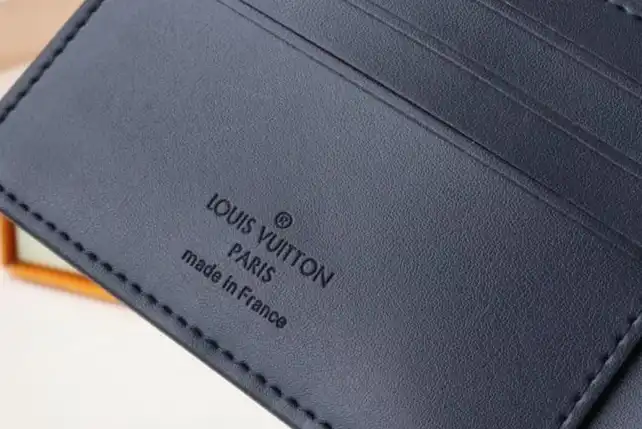 LV Wallets 4178G-0036