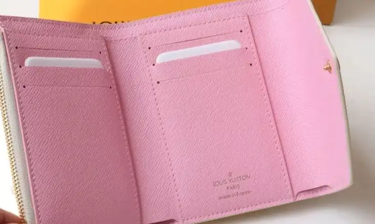LV Wallets 4178G-0044
