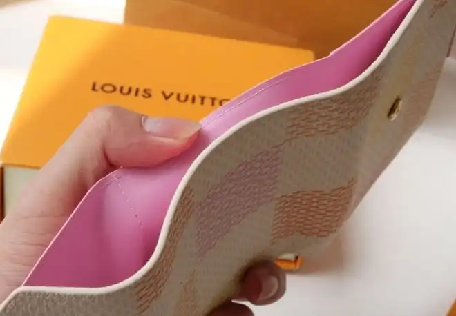 LV Wallets 4178G-0044
