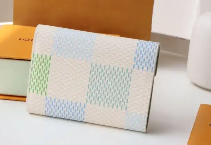 LV Wallets 4178G-0045