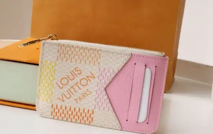 LV Wallets 4178G-0047