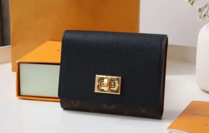LV Wallets 4178G-0052