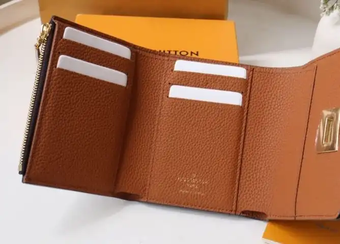 LV Wallets 4178G-0052