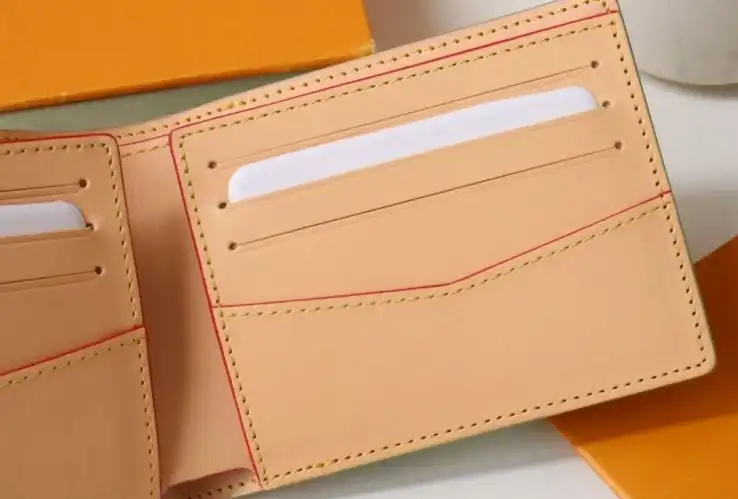 LV Wallets 4178G-0054