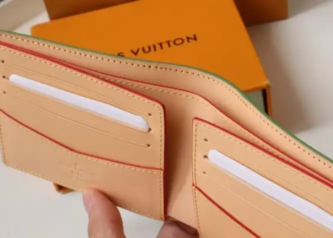 LV Wallets 4178G-0054