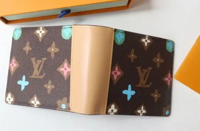 LV Wallets 4178G-0059