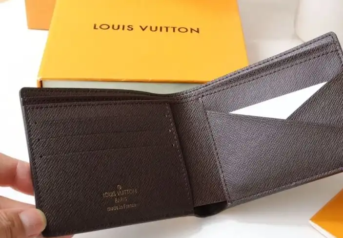 LV Wallets 4178G-0059