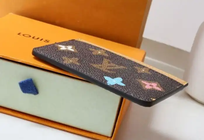 LV Wallets 4178G-0063