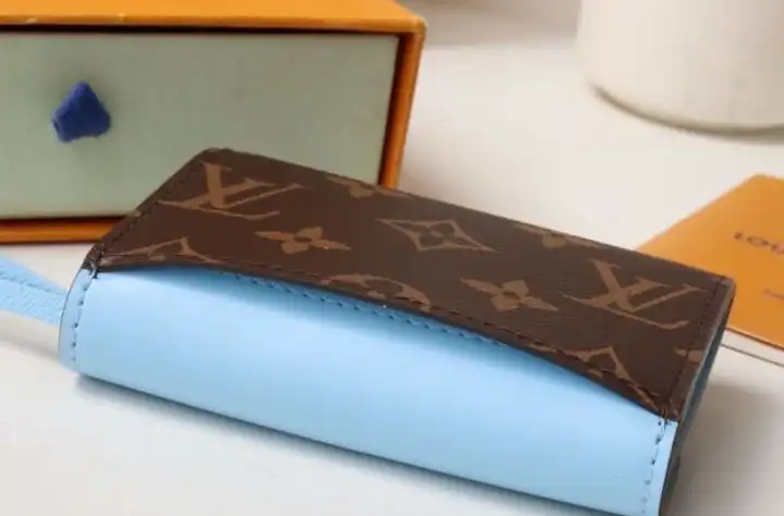 LV Wallets 4178G-0064