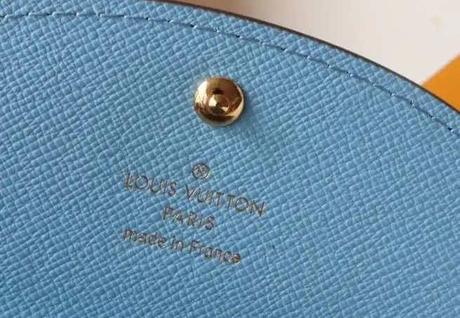 LV Wallets 4178G-0064