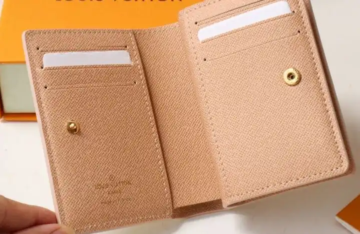 LV Wallets 4178G-0072