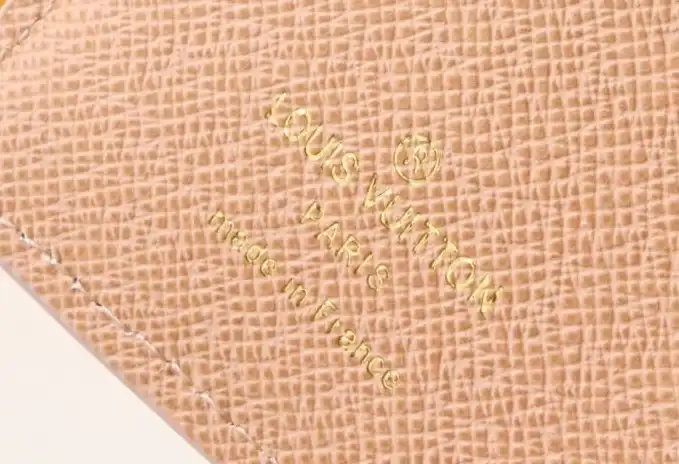 LV Wallets 4178G-0072