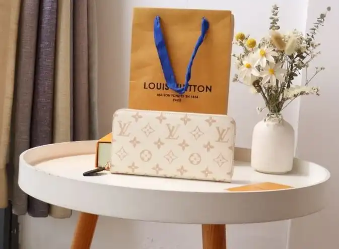 LV Wallets 4178G-0073