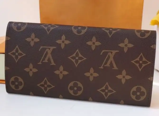 LV Wallets 4178G-0081
