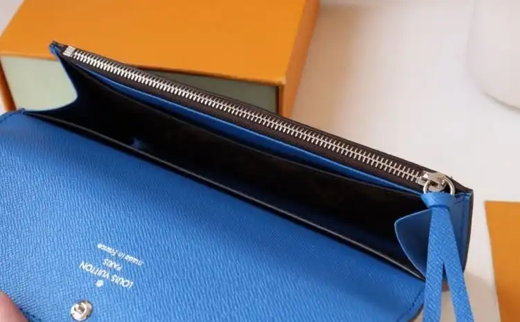 LV Wallets 4178G-0084