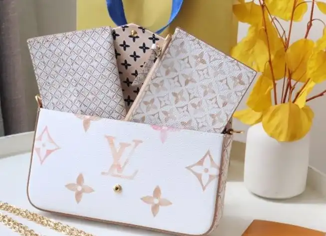 LV Wallets 4178G-0087