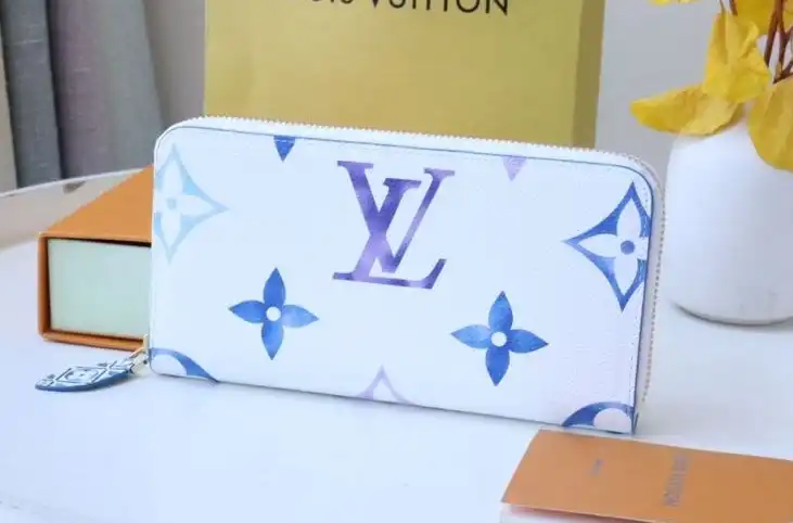 LV Wallets 4178G-0088