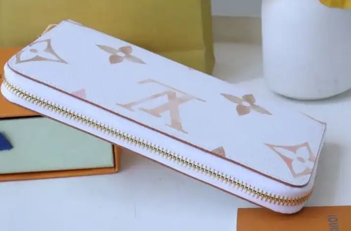 LV Wallets 4178G-0089