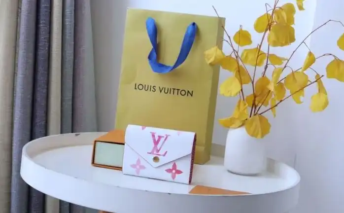 LV Wallets 4178G-0090