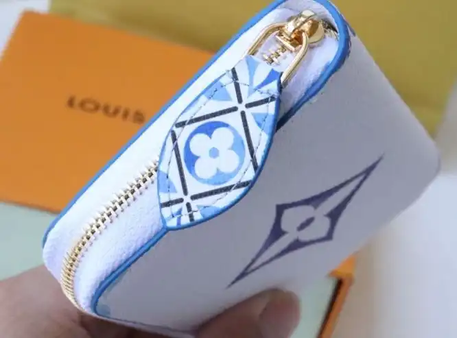 LV Wallets 4178G-0091