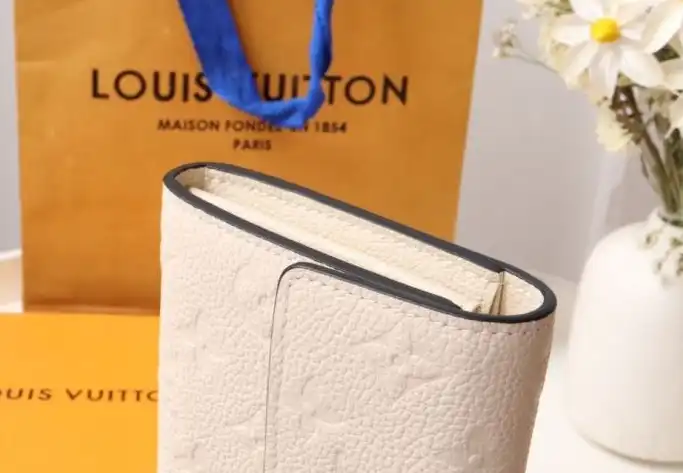 LV Wallets 4178G-0093