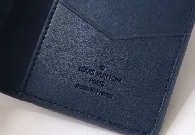 LV Wallets 4178G-0100