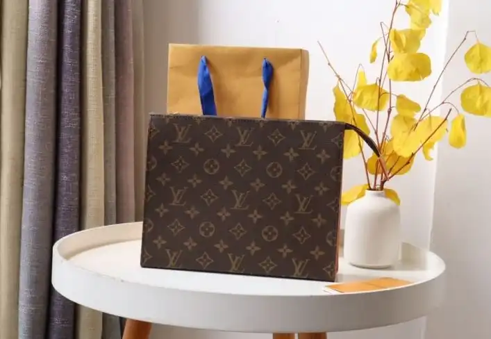 LV Clutch Bags 4178G-0102