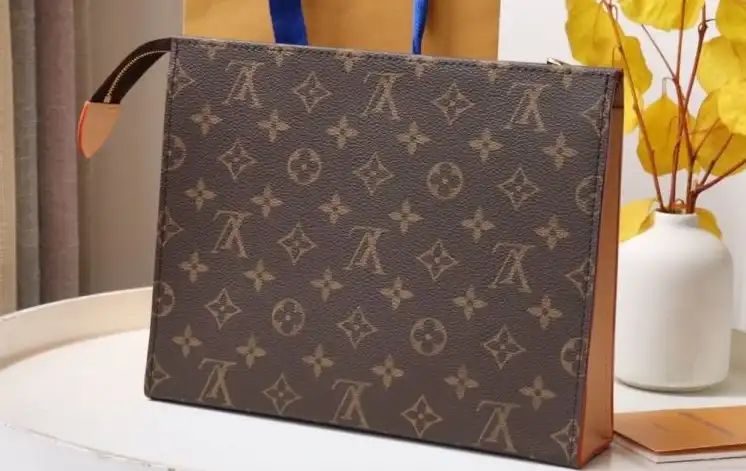LV Clutch Bags 4178G-0102