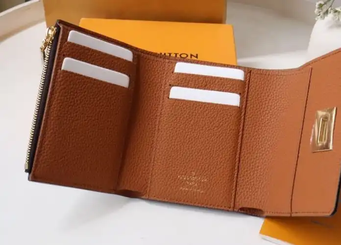 LV Wallets 4178G-0103