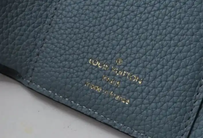 LV Wallets 4178G-0104