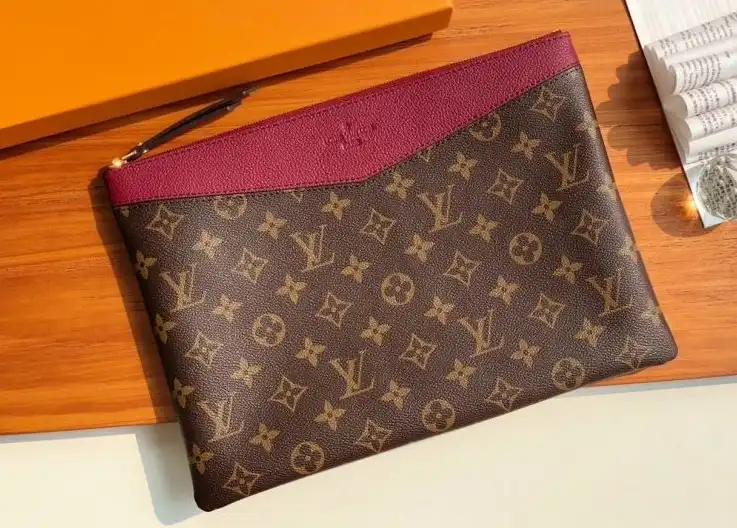 LV Clutch Bags 4178G-0107