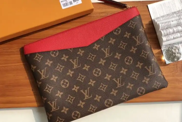 LV Clutch Bags 4178G-0108