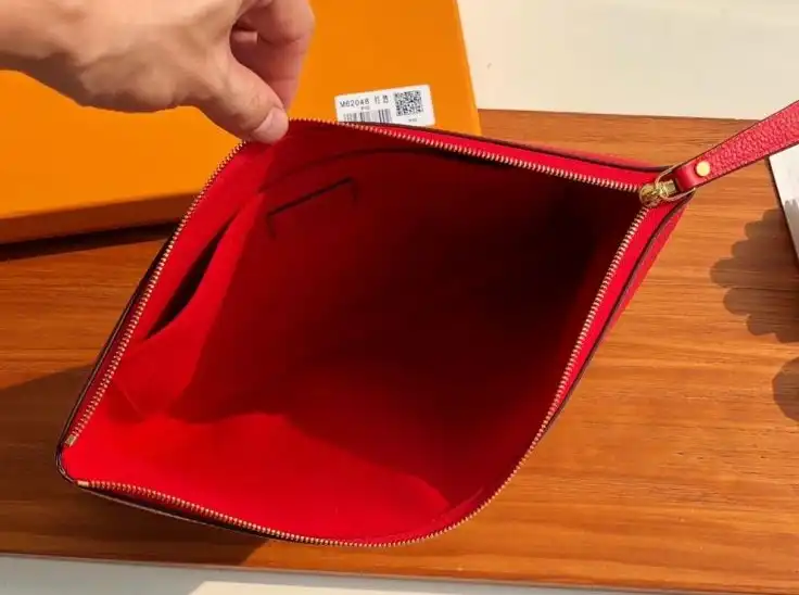LV Clutch Bags 4178G-0108