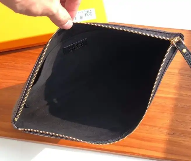 LV Clutch Bags 4178G-0110