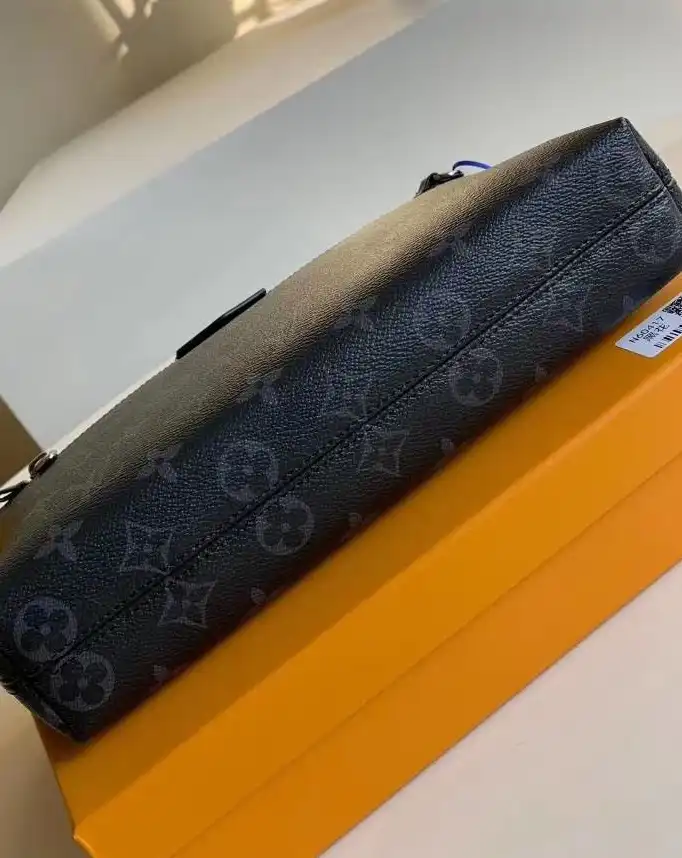 LV Clutch Bags 4178G-0113