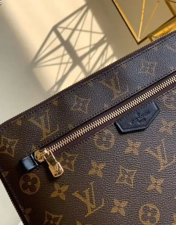 LV Clutch Bags 4178G-0114
