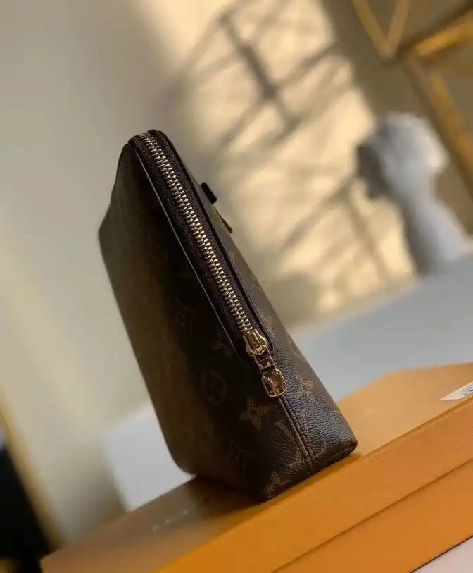 LV Clutch Bags 4178G-0114
