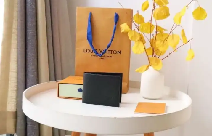 LV Wallets 4178G-0115