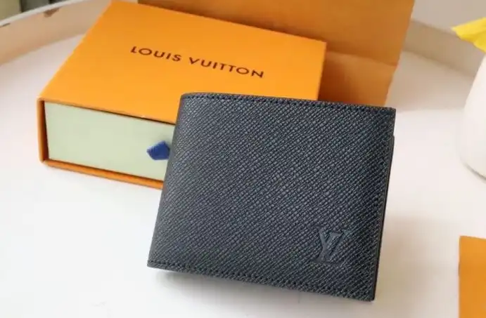 LV Wallets 4178G-0115