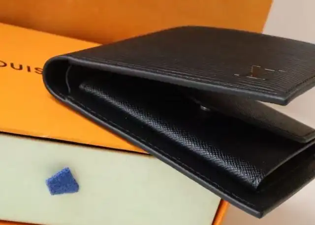 LV Wallets 4178G-0116