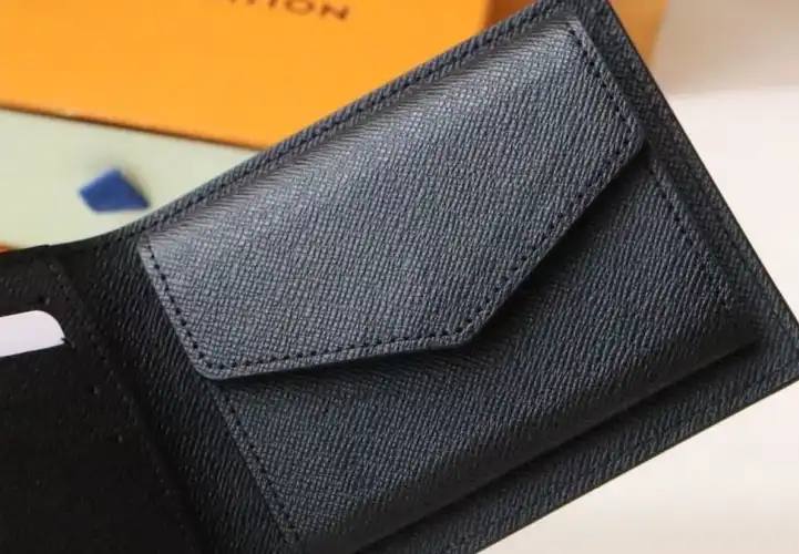 LV Wallets 4178G-0116