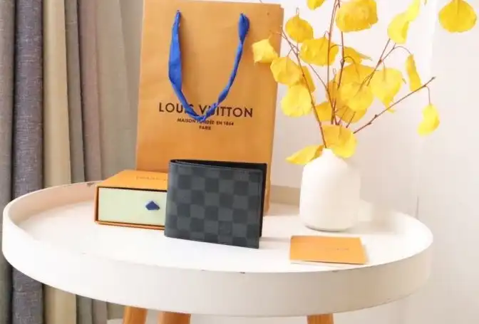 LV Wallets 4178G-0117